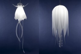 Illuminated by jellyfish - thumbnail_2
