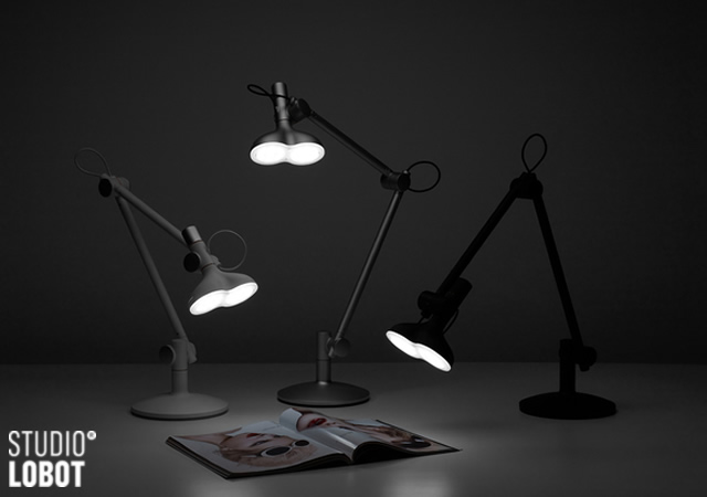 Lobot desk lamp