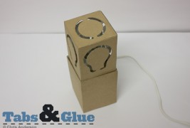 Recycled cardboard lamp - thumbnail_3