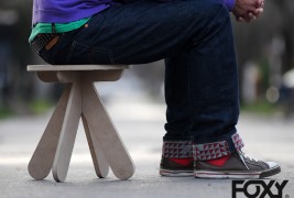 Foxy stool - thumbnail_2