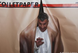 Interview with Maurizio Cattelan - thumbnail_5