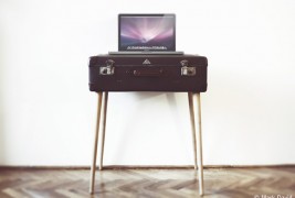 Suitcase desk - thumbnail_5