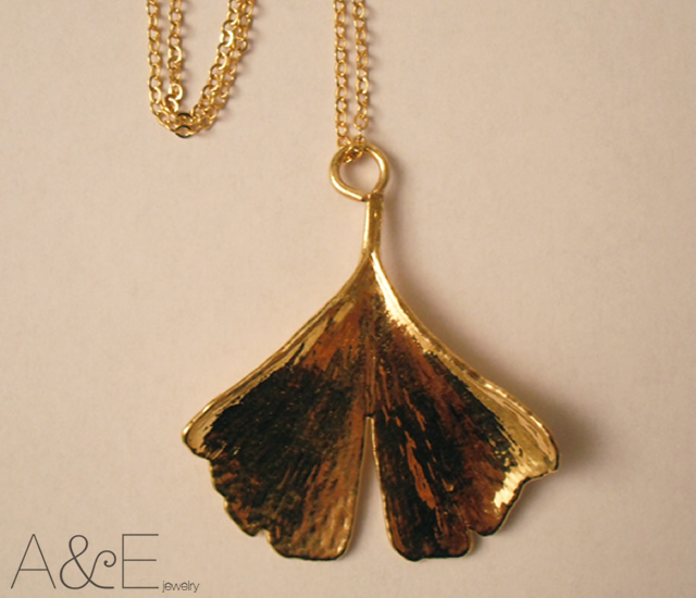 Ginkgo biloba leaf pendant