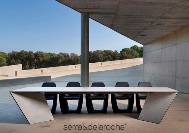 ANGLE table | Image courtesy of Serraydelarocha