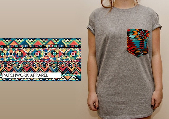 T-shirt con taschino tribale