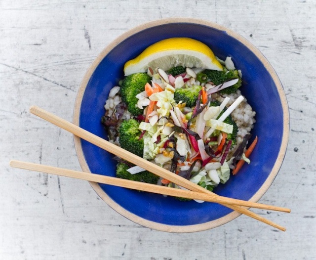 Asian rice and vegatable bowl