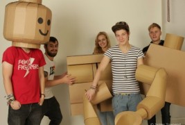 Cardboard Lego man - thumbnail_1