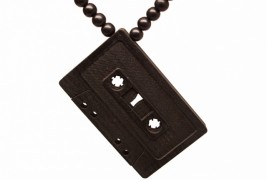 Cassette wood necklace - thumbnail_2