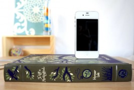 Book design iPhone chargers - thumbnail_2