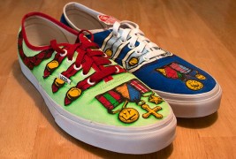 Carl Medley III customized sneakers - thumbnail_2