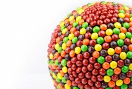 Oggetti ricoperti di Skittles - thumbnail_2