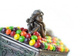 Oggetti ricoperti di Skittles - thumbnail_5