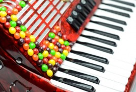 Oggetti ricoperti di Skittles - thumbnail_6