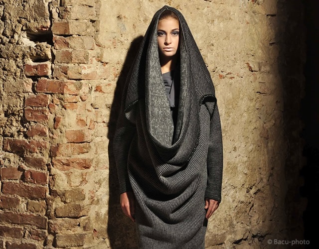 Concealment in Fashion | Image courtesy of Bacu-photo