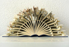 Veska Abad Paper Sculpture - thumbnail_1