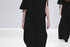 Yifang Wan autunno/inverno 2013 - thumbnail_2