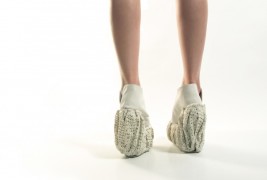 Porcelain shoes by Laura Papp - thumbnail_1