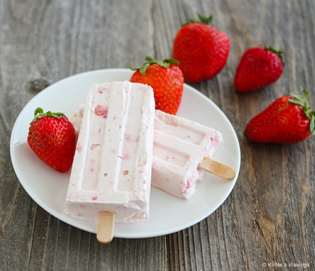 Strawberry cheesecake ice pops | Image courtesy of Kirbie's cravings