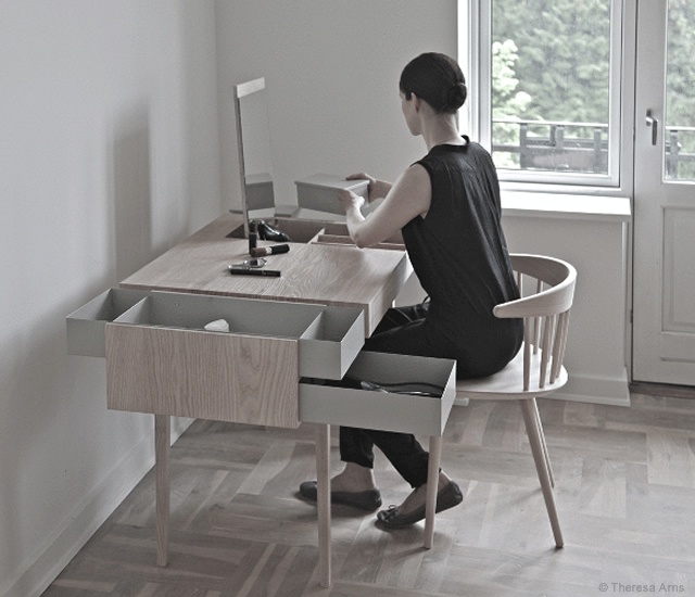 Private desk