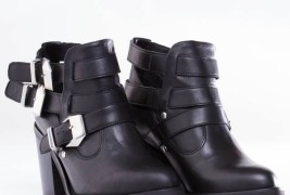 To be announced Trespass boots - thumbnail_1