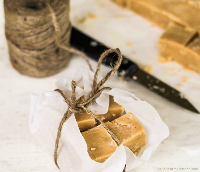 Fudge al burro d’arachidi | Image courtesy of Katie at the kitchen door