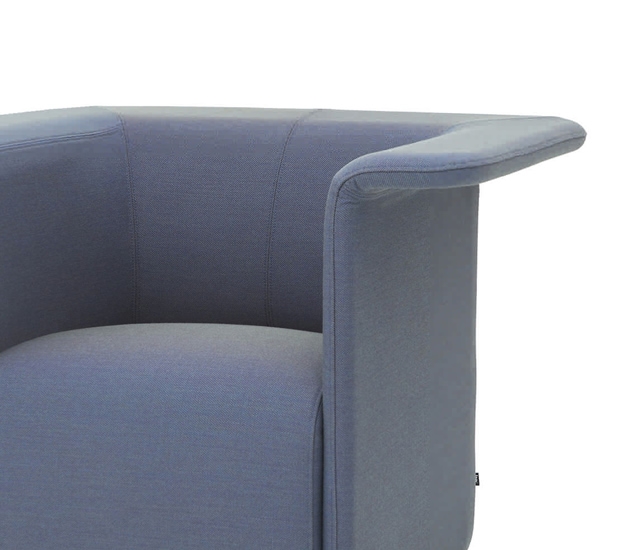 CLU armchair - EN | TheMAG